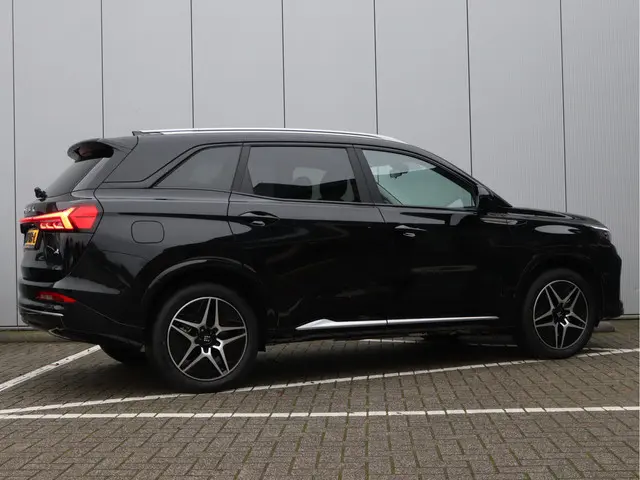 DFSK E5 PHEV 1.5 2025 Hybride Benzine 5