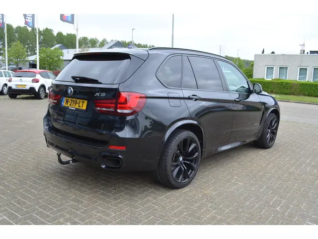 BMW X5 M xDrive35i High Exe 2015 Benzine 4
