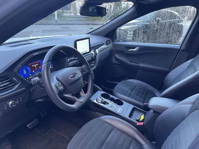 Ford Kuga 2.5 PHEV ST-Line X 2020 Hybride Benzine 9