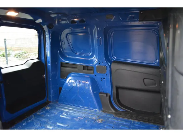 Fiat Doblò Cargo 1.3 MultiJet Actual 2014 Diesel 4