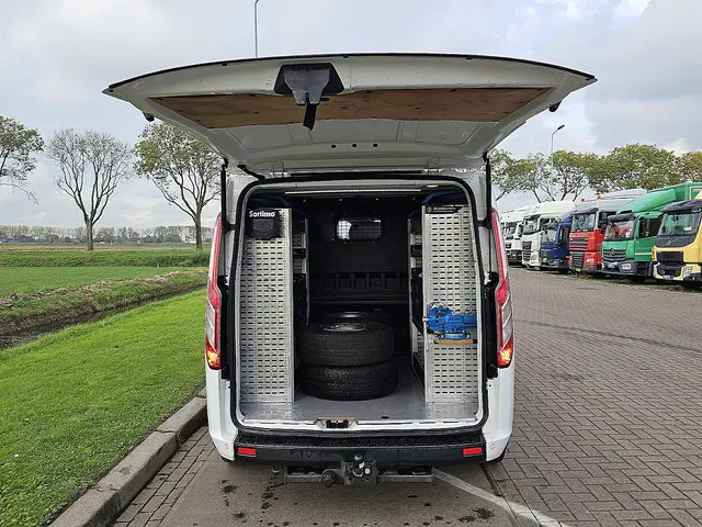 Ford Transit Custom 2.0 2021 Diesel 11