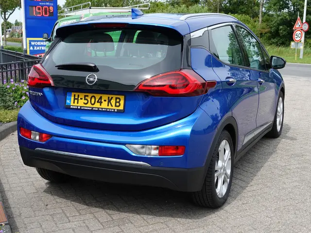 Opel Ampera-e 3
