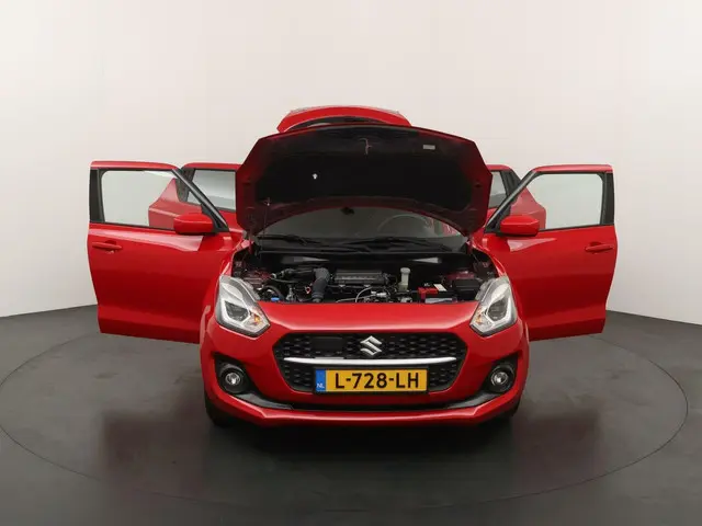Suzuki Swift 1.2 Select Smart Hybrid 2021 Benzine 25