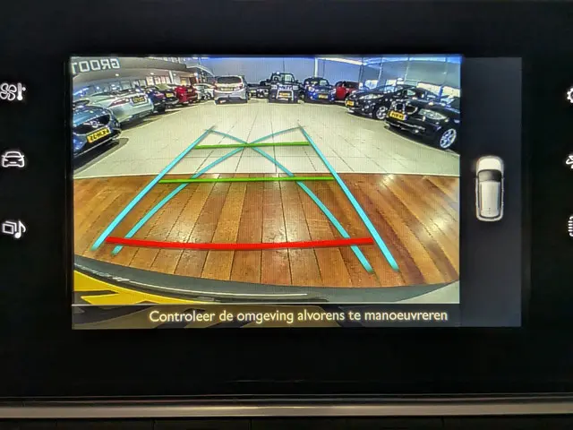 Citroën C4 Cactus 1.2 PureTech Business 2015 Benzine 17