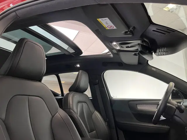 Volvo XC40 1.5 T5 Recharge R-Design 2020 Hybride Benzine 12