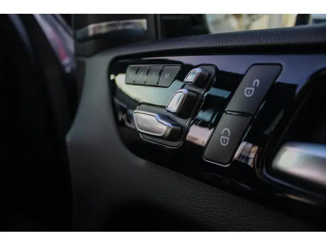 Mercedes-Benz GLE Coupé AMG 43 4MATIC 2019 Benzine 25