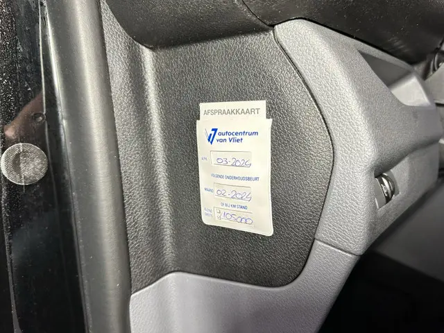 Opel Vivaro 2.0 CDTi L2H1 Edition Navi 2021 Diesel 30