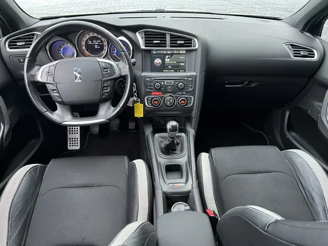 Citroën DS4 1.6 VTi So Chic 2015 Benzine 14