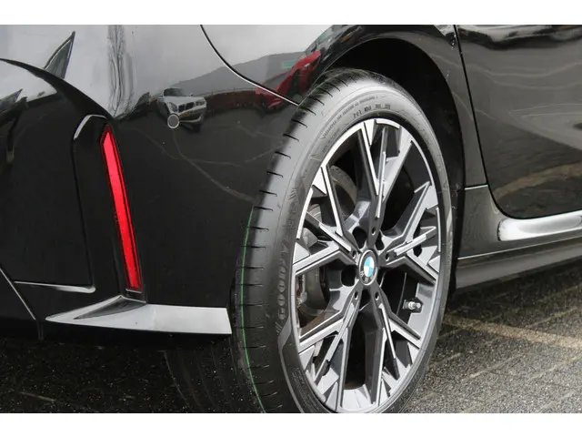 BMW 1 Serie 120 M Sport Automaat 2025 Benzine 23