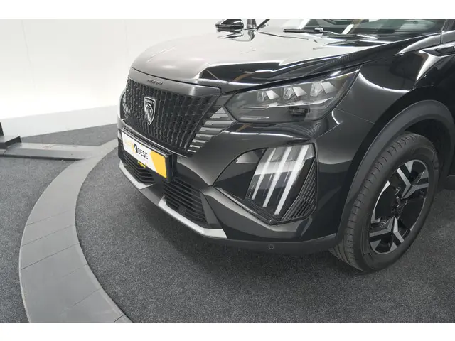 Peugeot 2008 PureTech 130 EAT8 GT 2025 Benzine 18