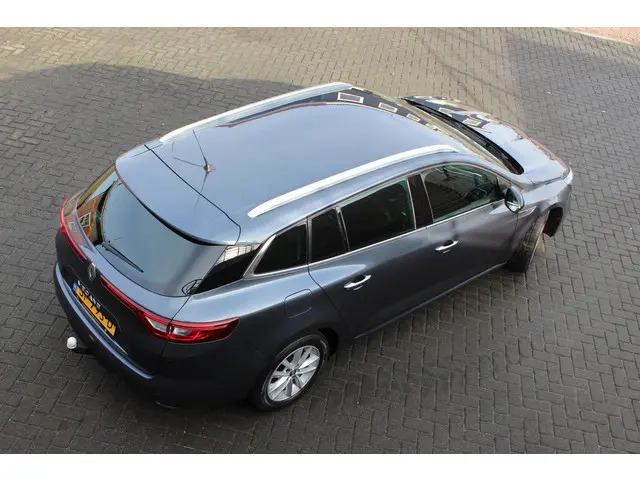Renault Mégane Estate 1.2 TCe Limited 2018 Benzine 26