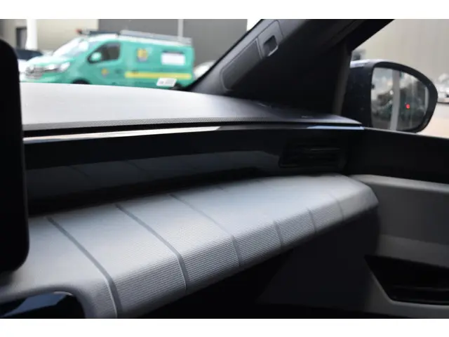 Renault 5 urban range Night & Day 40 kWh 2025 Elektrisch 23