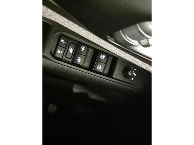 Jeep Compass 1.3T Longitude 2022 Benzine 18