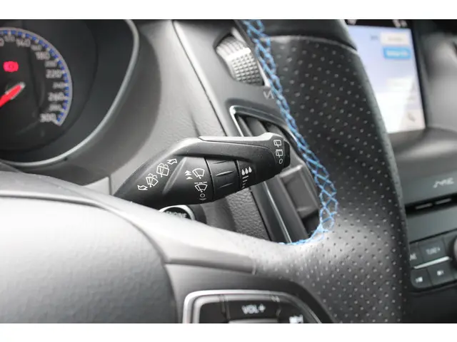Ford Focus 2.3 RS 2018 Benzine 25