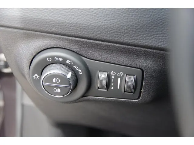 Jeep Compass 1.4 MultiAir Night Eagle 2019 Benzine 5