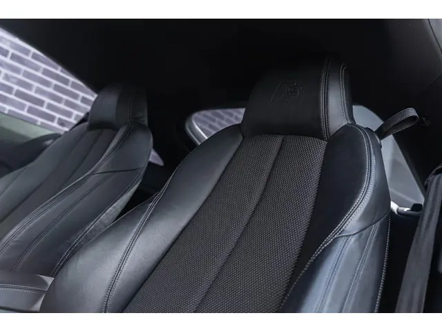 Audi TT 2.0 TFSI 2015 Benzine 19
