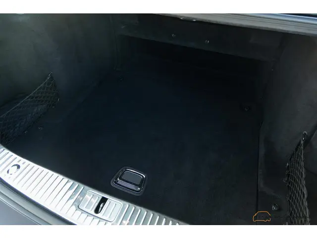 Mercedes-Benz S-Klasse 500 Maybach 2015 Benzine 62