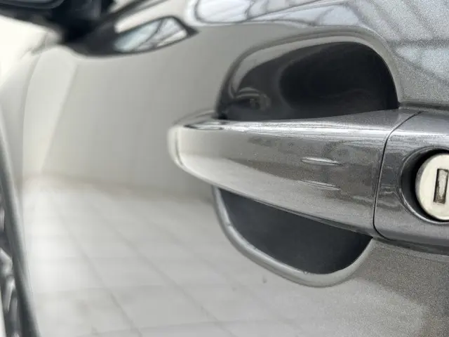 Peugeot 2008 PureTech 100 Allure 2021 Benzine 31