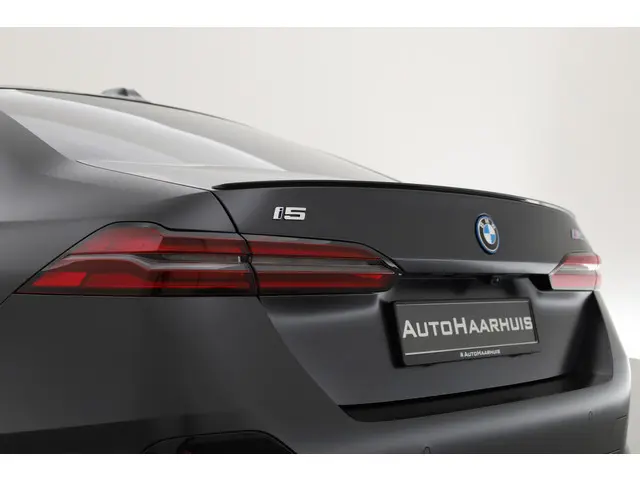 BMW i5 M60 xDrive 84 kWh M Sport 2024 Elektrisch 43