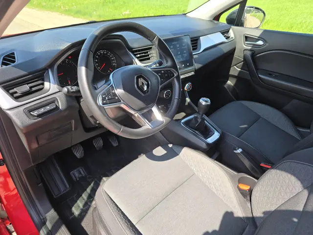 Renault Captur 1.0 TCe 90 techno 2023 Benzine 19