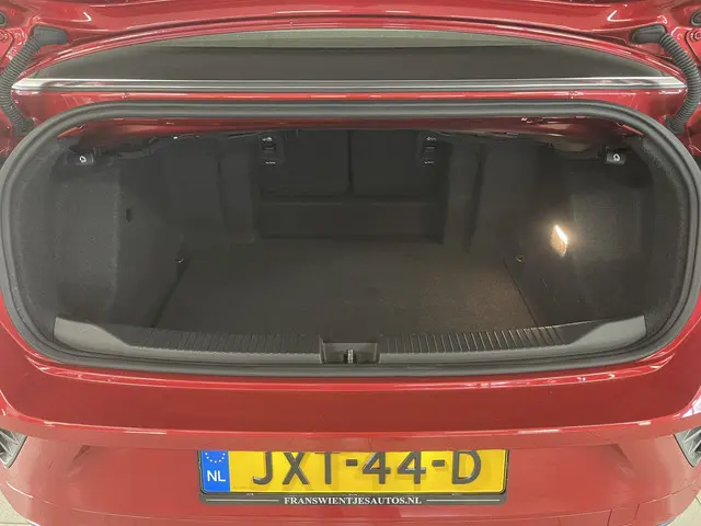 Volkswagen T-Roc Cabrio 1.5 TSI R-Line 2022 Benzine 31