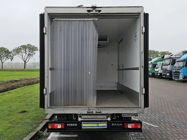 Iveco Daily 35S16 2022 Diesel 12
