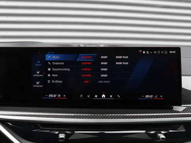 BMW X5 M Competition 2025 Benzine 32