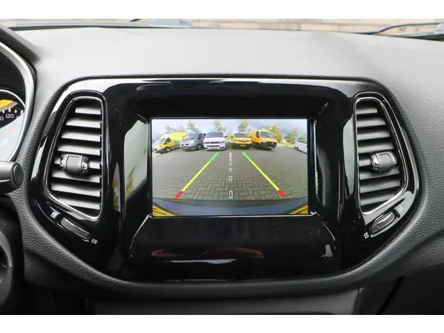 Jeep Compass 1.4 MultiAir Limited 4x4 2018 Benzine 23