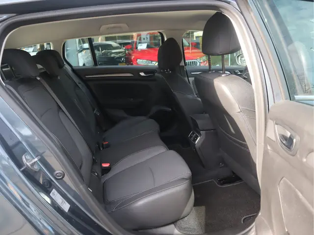 Renault Mégane Estate 1.3 TCe 140 2023 Benzine 4