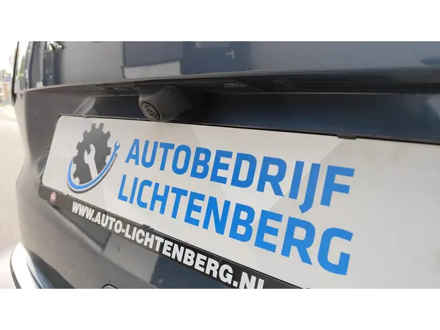 Ford Kuga 2.5 PHEV Titanium 2022 Hybride Benzine 9