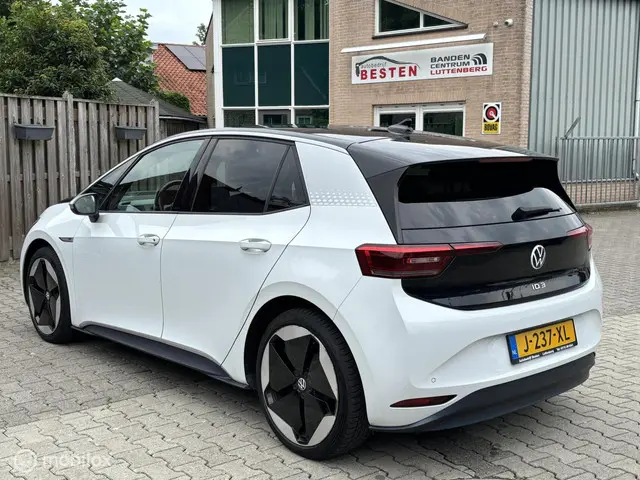 Volkswagen ID.3 First Max. 58 kWh 2020 Elektrisch 6