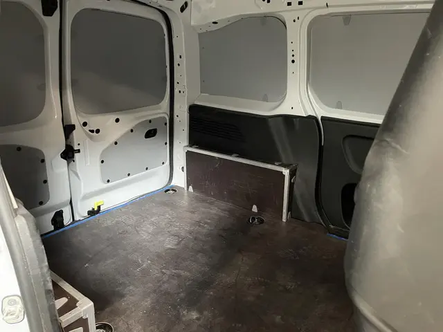 Opel Combo 130pk L1 Automaat 2023 Diesel 26