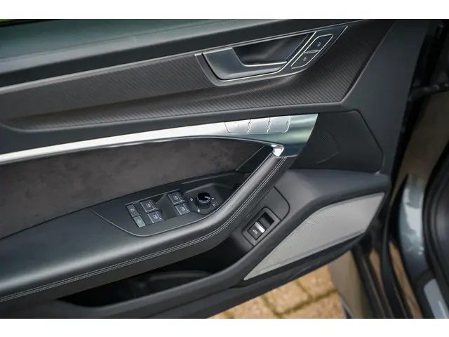 Audi RS6 A6 Avant TFSI quattro 2020 Benzine 14