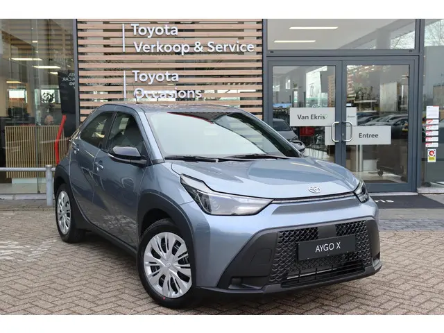 Toyota Aygo X Hybrid 115 Play, 2026 Hybride Benzine 3