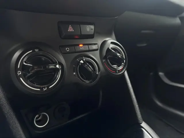 Peugeot 208 1.2 PureTech Urban Soul 2015 Benzine 5