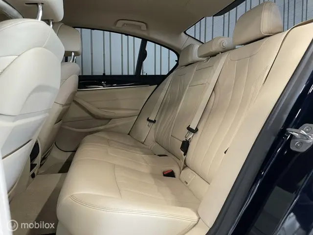 BMW 5 Serie 540i High Executive Edition 2019 Benzine 12