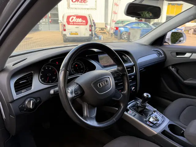 Audi A4 Limousine 1.8 TFSIe Edition 2013 Benzine 9