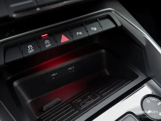 Audi A3 Sportback 35 TFSI S edition 2021 Benzine 38