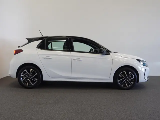 Opel Corsa 1.2 Turbo Automaat GS Line 2024 Benzine 41