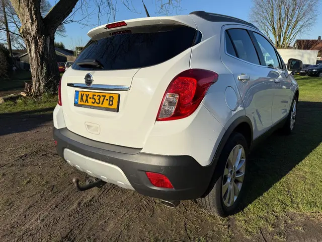 Opel Mokka 1.4 T Cosmo LEER CLIMA NAVI 2015 Benzine 4