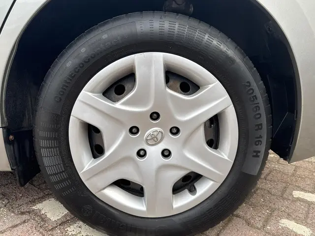 Toyota Verso 1.6 VVT-i Comfort 2014 Benzine 3