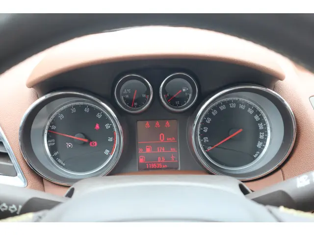 Opel Mokka 1.4 T Cosmo 2014 Benzine 26