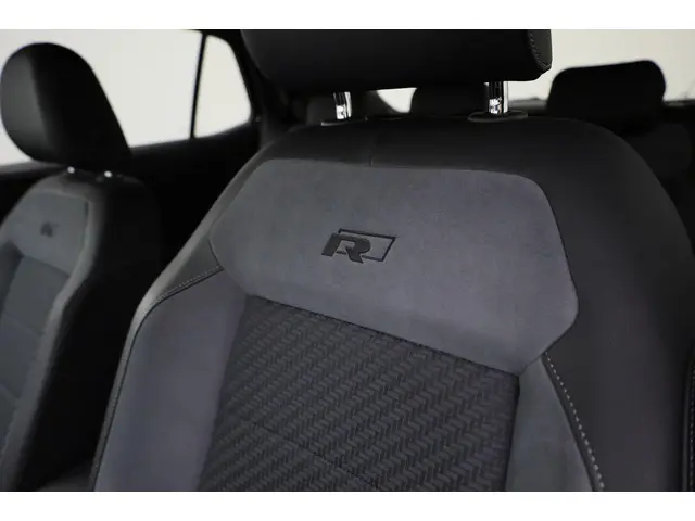 Volkswagen T-Cross 1.0 Tsi 110pk DSG R-Line 2022 Benzine 30