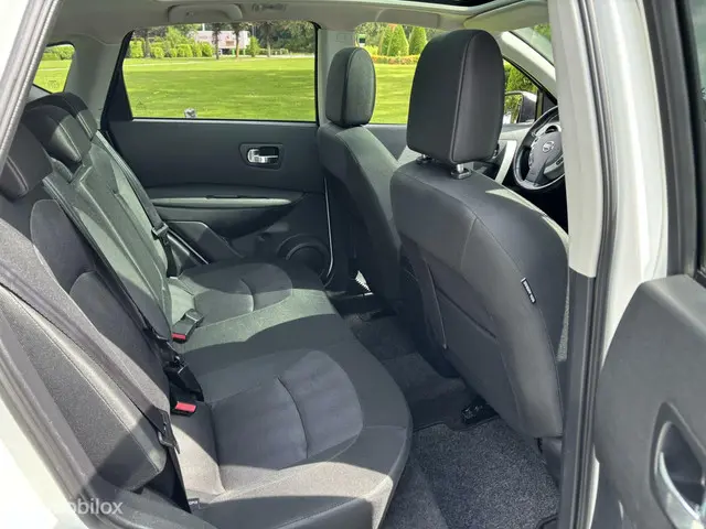 Nissan QASHQAI 1.6 Connect Edition 2013 Benzine 18
