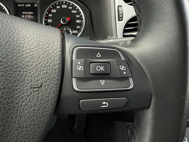 Volkswagen Tiguan 1.4 TSI Sport&Style 2015 Benzine 14