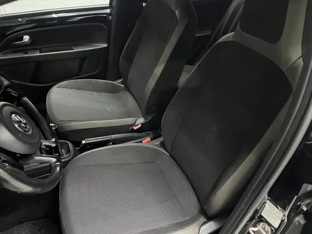 Volkswagen up! 1.0 high up! BlueMotion 2016 Benzine 4