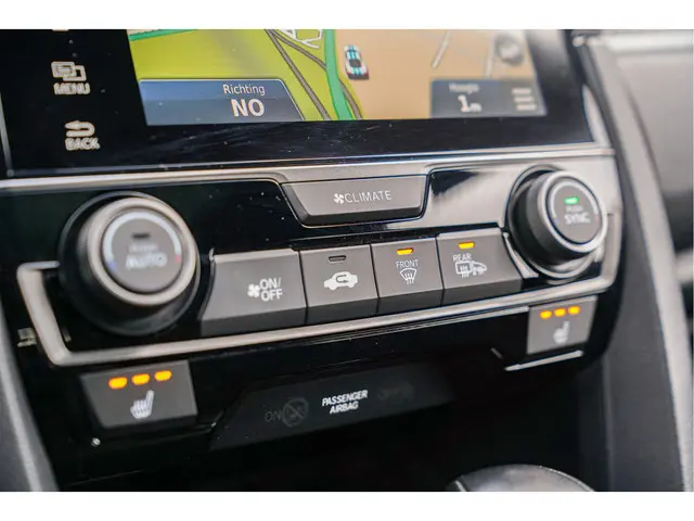 Honda Civic 1.5i VTEC SPORT PLUS 2017 Benzine 22