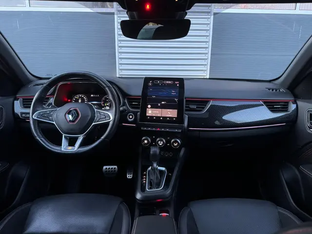 Renault Arkana 1.3 Hybrid 160 R.S. line 2023 Benzine 30
