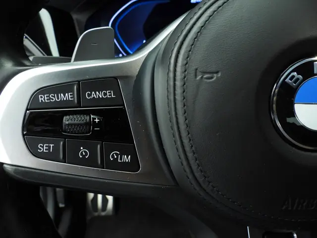 BMW 3 Serie Sedan 320e 2022 Hybride Benzine 44