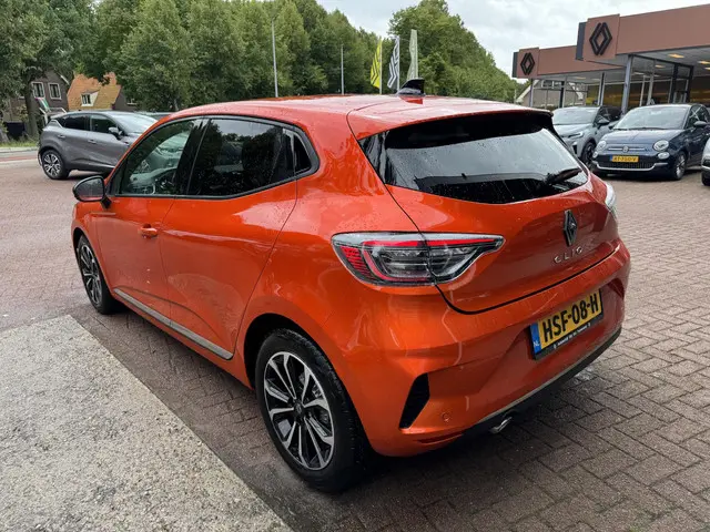 Renault Clio 1.0 TCe 90 Techno+Pack Winter!! 2024 Benzine 8